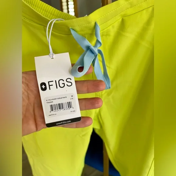 NWT Figs Set High Waisted Yola Skinny Scrub Pants™ Women’s Size Top L Pants M - Picture 5 of 7